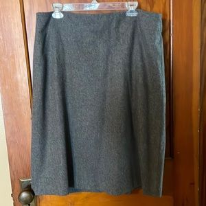 Gap gray skirt